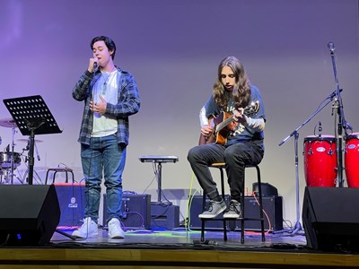 Senior Music Showcase Gallery Image 7